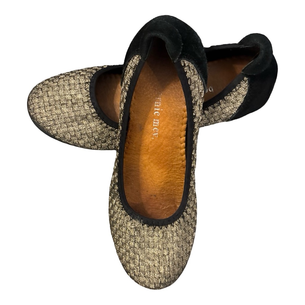 bernie mev. Gold Tweed and Black Suede Trim Ballet Flats Size 9.5